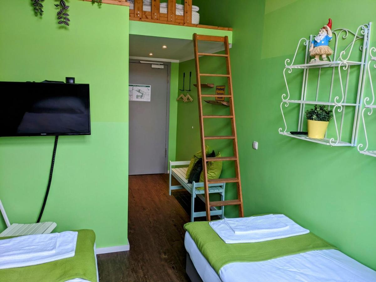 Postel Wolgast Hostel Exterior photo